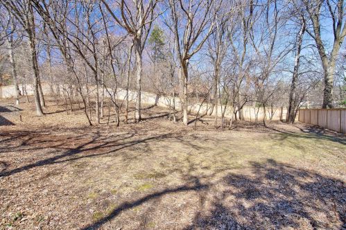 302 Cimarron Rd, Saint Paul MN  55124-9751 exterior