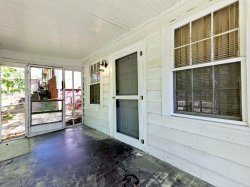 2778 Harlan Dr, Atlanta GA  30344-3761 exterior