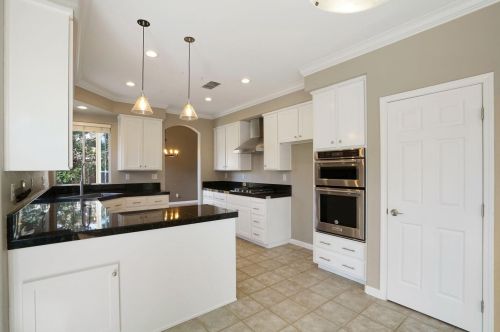 9564 Crystal Water Way, Elk Grove, CA 95624-4058