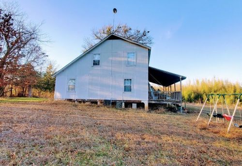 1554 Wild Rd, Van Alstyne, TX 75495-2548