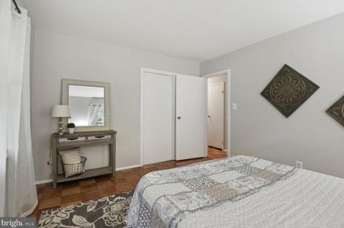 7417 Hastings St, Springfield VA  22150-4107 exterior