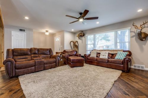 1318 Swallow Ln, Garland TX 75042-8035 exterior