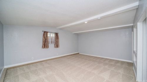 3844 Lofton Pl, Riverside CA  92501-1810 exterior