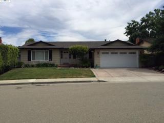 7414 Hillview Ct, Pleasanton, CA 94588-4230