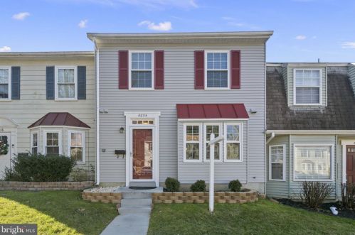 6034 Sweet Dale Ct, Springfield, VA 22152-1430