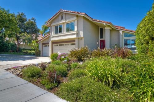 1339 Knoll Dr, Oceanside, CA 92054-5769