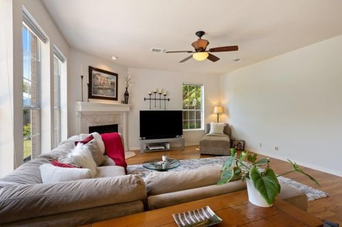 5905 Aylford Ct, Austin, TX 78739-1648