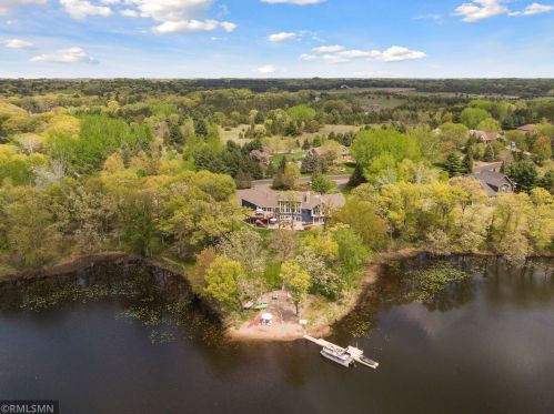 420 Emerald Ln, Saint Paul, MN 55115-1485