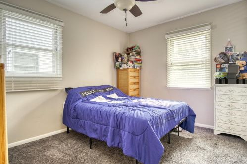 3824 Sandusky St, Hobart IN 46342-1634 exterior