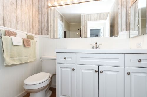 258 El Paso Ln, Carol Stream IL  60188-1737 exterior