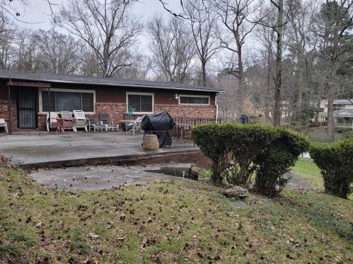 1057 Happy Valley Trl, Atlanta GA  30316-2655 exterior
