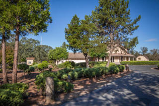 21084 Ramblewood Ln, Redding, CA 96002-9541