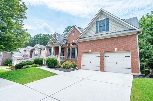 3997 Fellowship Dr, Buford, GA 30519-3494