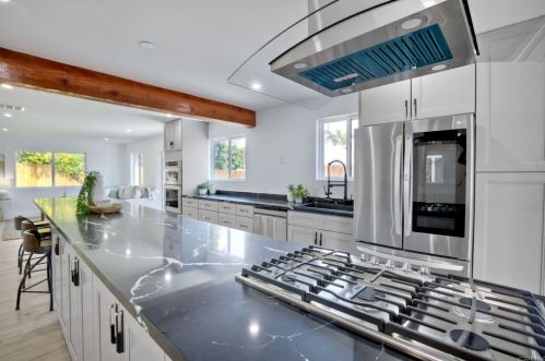 1442 Burroughs St, Oceanside CA  92054-5431 exterior