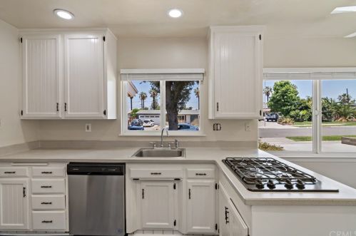 2832 David St, Riverside CA  92506-4299 exterior