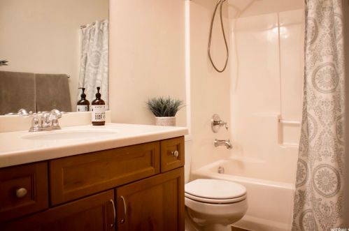 286 650, Centerville UT 84014-1098 exterior