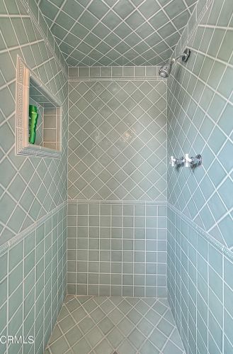 1168 Alma St, Glendale CA  91202-2054 exterior