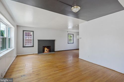 5623 Browning Rd, Camden NJ 08109-1638 exterior