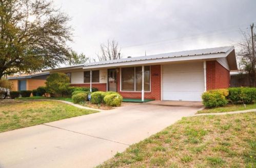 1706 Alabama St, Big Spring, TX 79720-5006