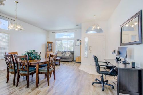 8778 Monterey Oaks Dr, Elk Grove, CA 95758-6346