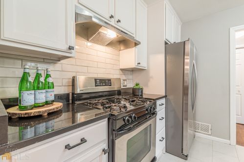 2031 Abby Ln, Atlanta GA  30345-3514 exterior