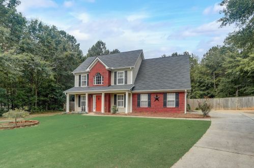 164 Dodgen Place Dr, Hampton, GA 30228-4909