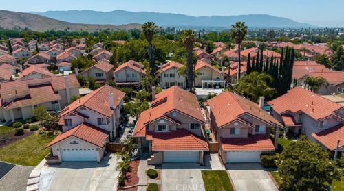 3670 Windstorm Way, Riverside CA  92503-4505 exterior