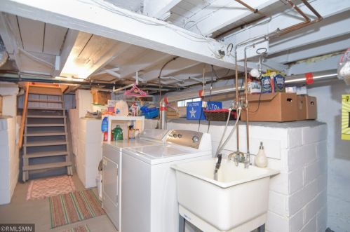 4211 Homewood Ave, Saint Paul MN  55110-3940 exterior