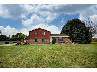 4336 Johnson Rd, Springfield OH  45502-8677 exterior