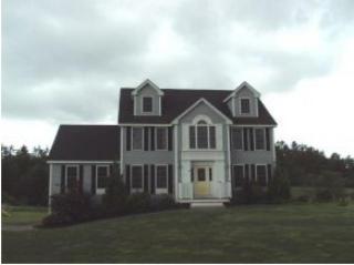 18 Milo Ln, Somersworth, NH 03878-1241