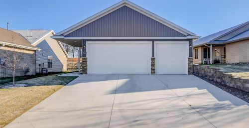 2100 Longhorn Ln, Buffalo, MN 55313-5600