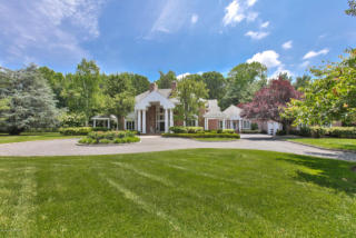 1 Harding Ln, Locust, NJ 07760-1064