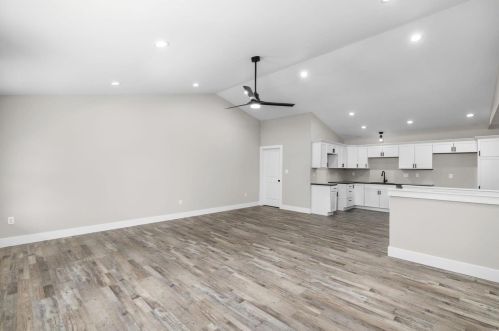 3604 Wayside Dr, Catawissa, MO 63015-1302