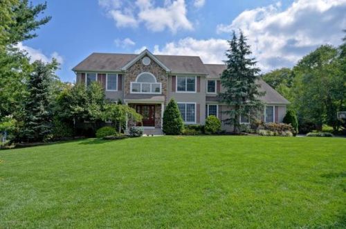 4 Carbury Rd, Tinton Falls NJ  07712-2502 exterior