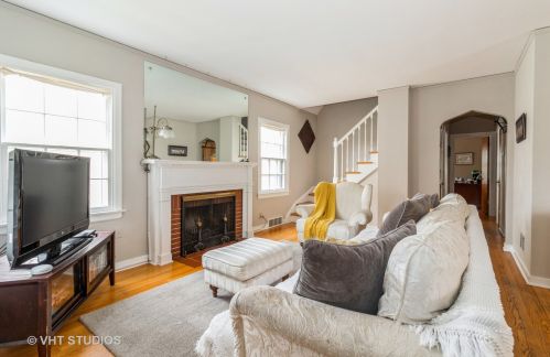 12557 Elm St, Dixmoor, IL 60406-1730