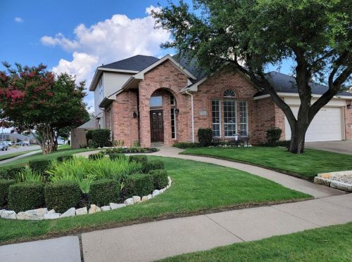 7762 Sunnyview Ct, Fort Worth, TX 76137-5458