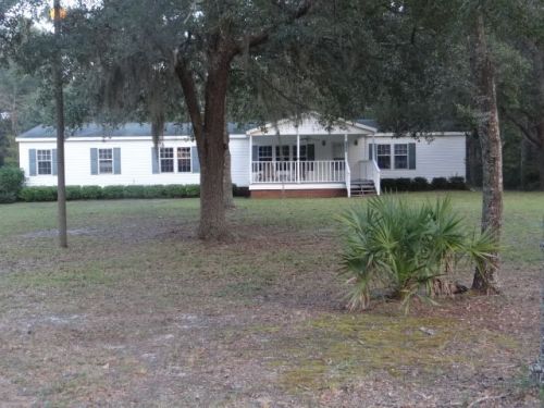 1815 Pleasant Acres Rd, Pineora, GA 31312-4769