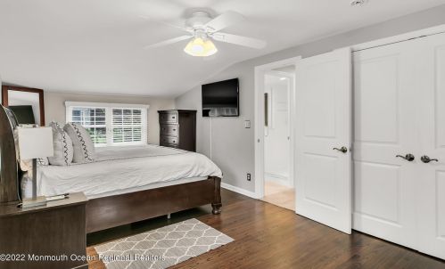 174 White St, Tinton Falls NJ exterior