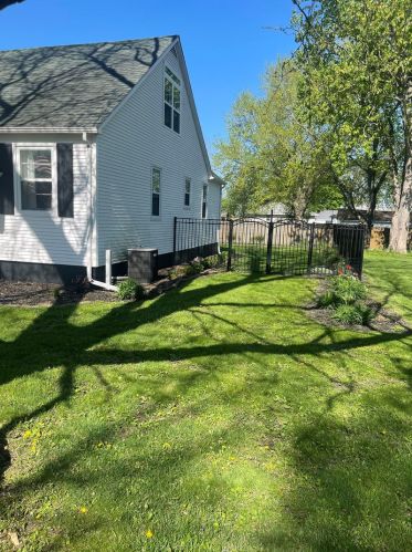 114 Cherry St, Paxton, IL 60957-1241