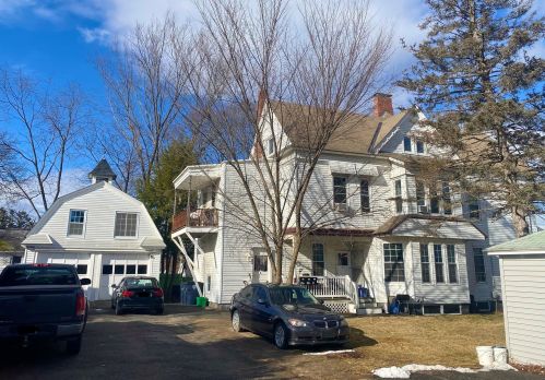 68 Highland St, Nashua, NH 03064-2657