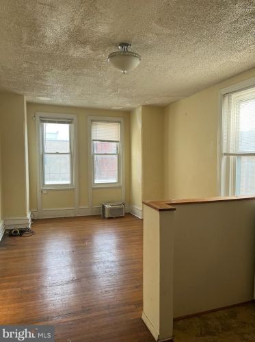 1609 13th St, Philadelphia PA  19148-1004 exterior