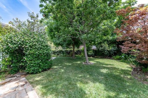 3902 Altura Ave, Glendale CA 91214-2501 exterior