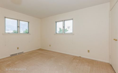 15354 Plank Rd, Sycamore IL  60178-8743 exterior