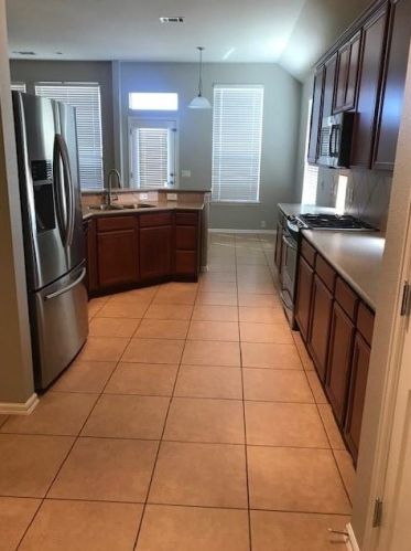 2829 Thorncreek Ln, Fort Worth TX  76177-2122 exterior