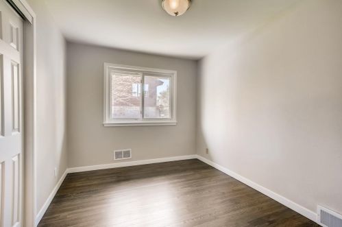 260 Belvidere St, Saint Paul MN  55107-3102 exterior