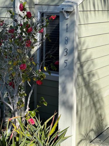 1835 Milbank Rd, Encinitas, CA 92024-1029