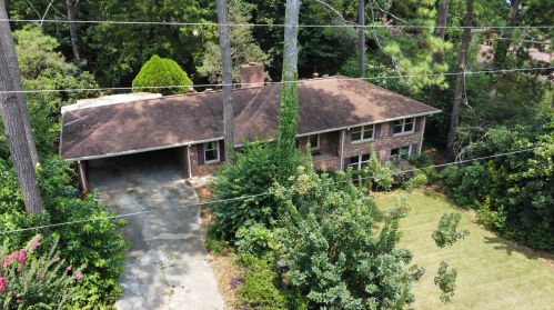 71 Willard Dr, Marietta, GA 30066-3425