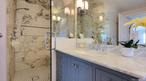 7029 Magnolia Cir, Englewood CO exterior