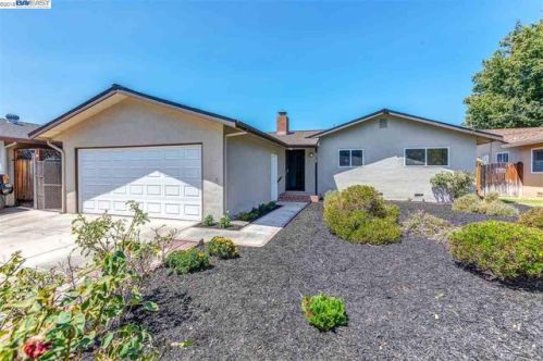 458 Falcon Way, Livermore, CA 94551-2636