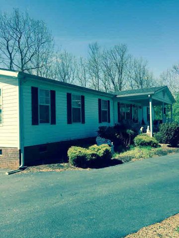 178 Oak Hill Ln, Critz, VA 24082-3079